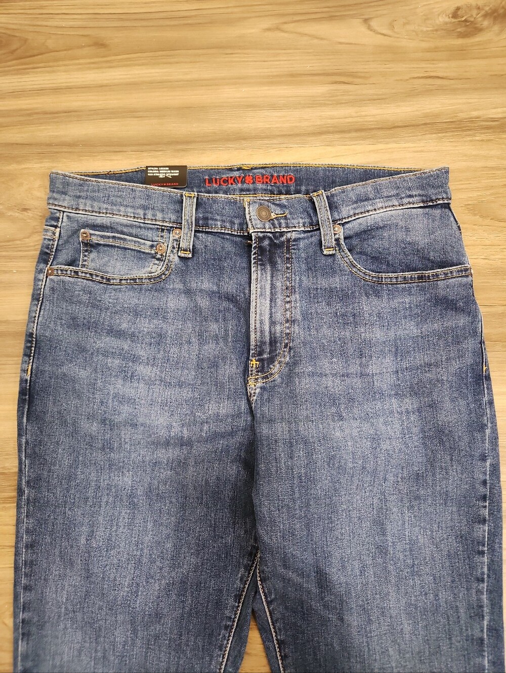 Mens Lucky Brand 410 Athletic Straight Jeans 32x30 Mid Rise Stretch Denim NWT - Picture 8 of 9